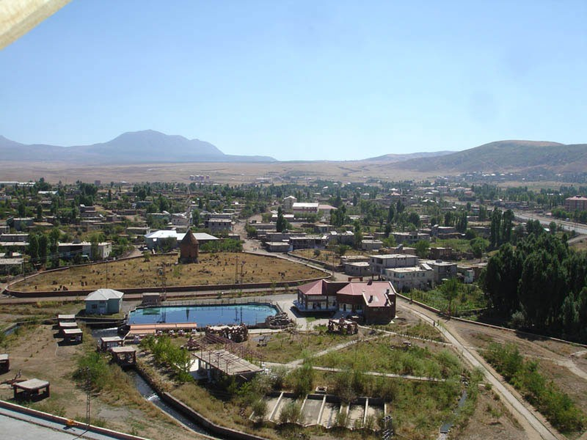 Bitlis Eren Üniversitesi\'nin Yüksek Okul Çalışmaları