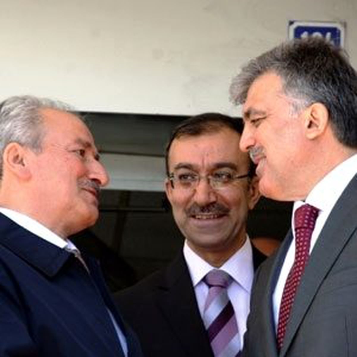 Cumhurbaşkanı Gül Asker Arkadaşıyla Görüştü