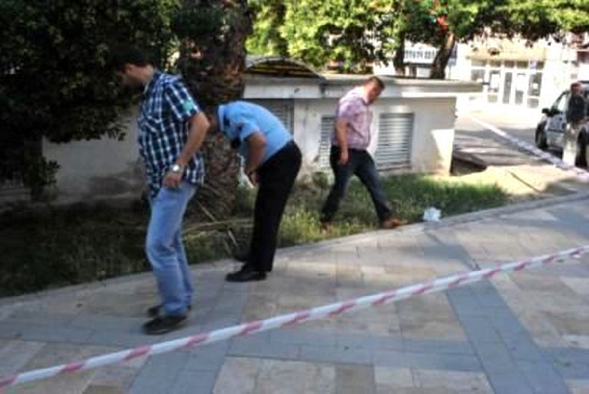 Denizli\'de Şehrin Göbeğinde Silahlı Kavga: 1 Yaralı