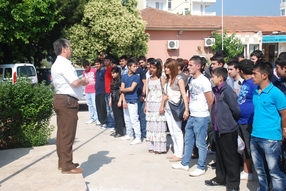 Didim Mesleki Eğitim Merkezinden Mezuniyet Töreni