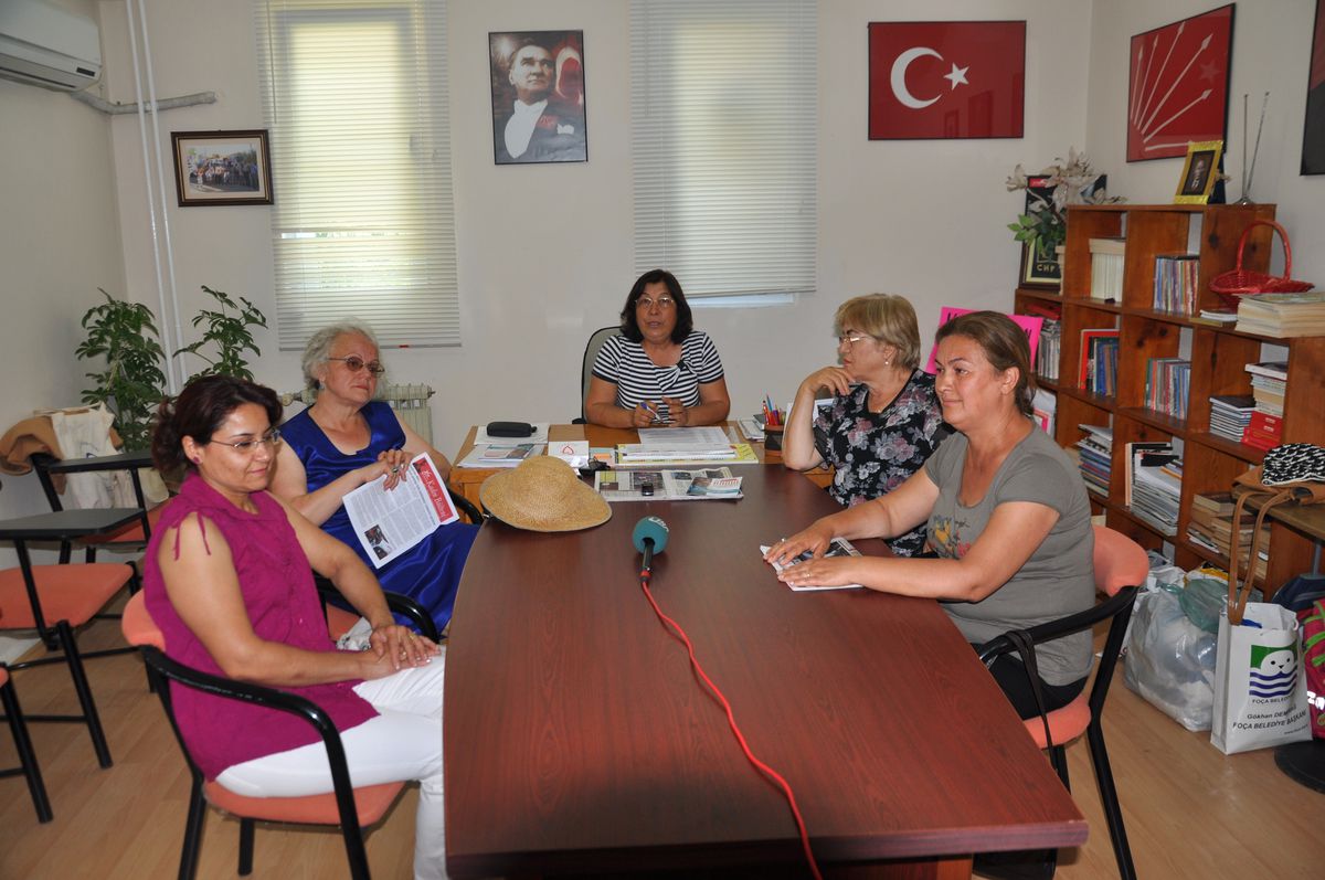 Foça\'da CHP\'li Kadınlar Kongreye Hazırlanıyor