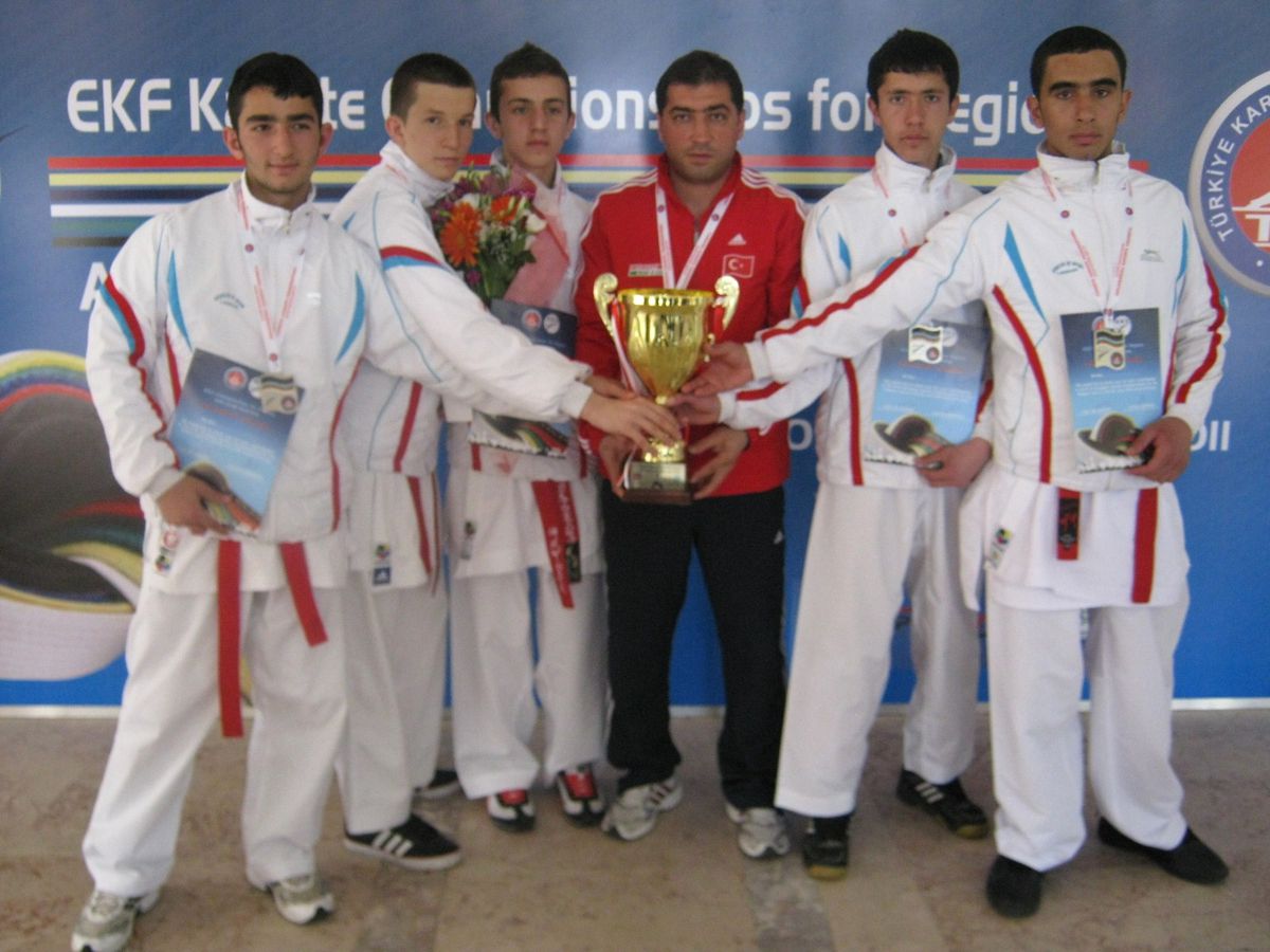 Gençliksporlu Karateciler Rusya\'da