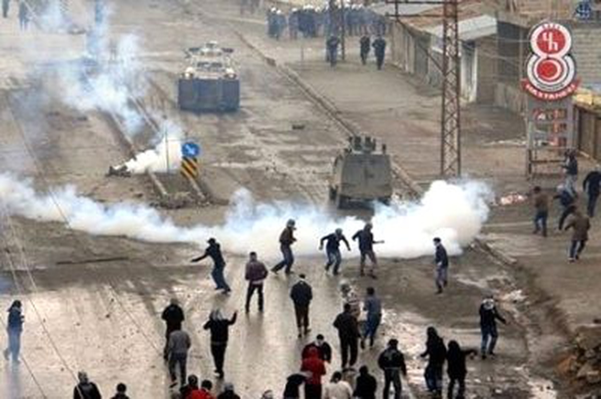 Hakkari Valiliğinden Yüksekova\'daki Olaylarla İlgili Açıklama