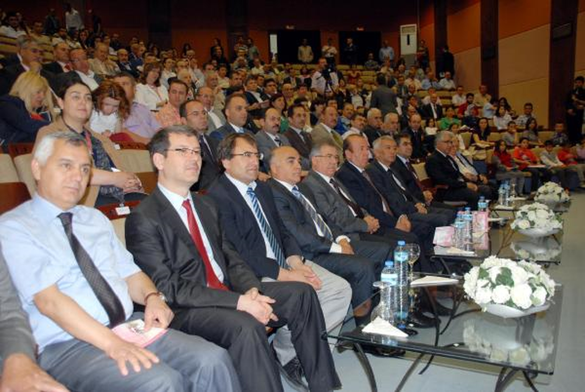 Isparta\'da Gül Sempozyumu Başladı