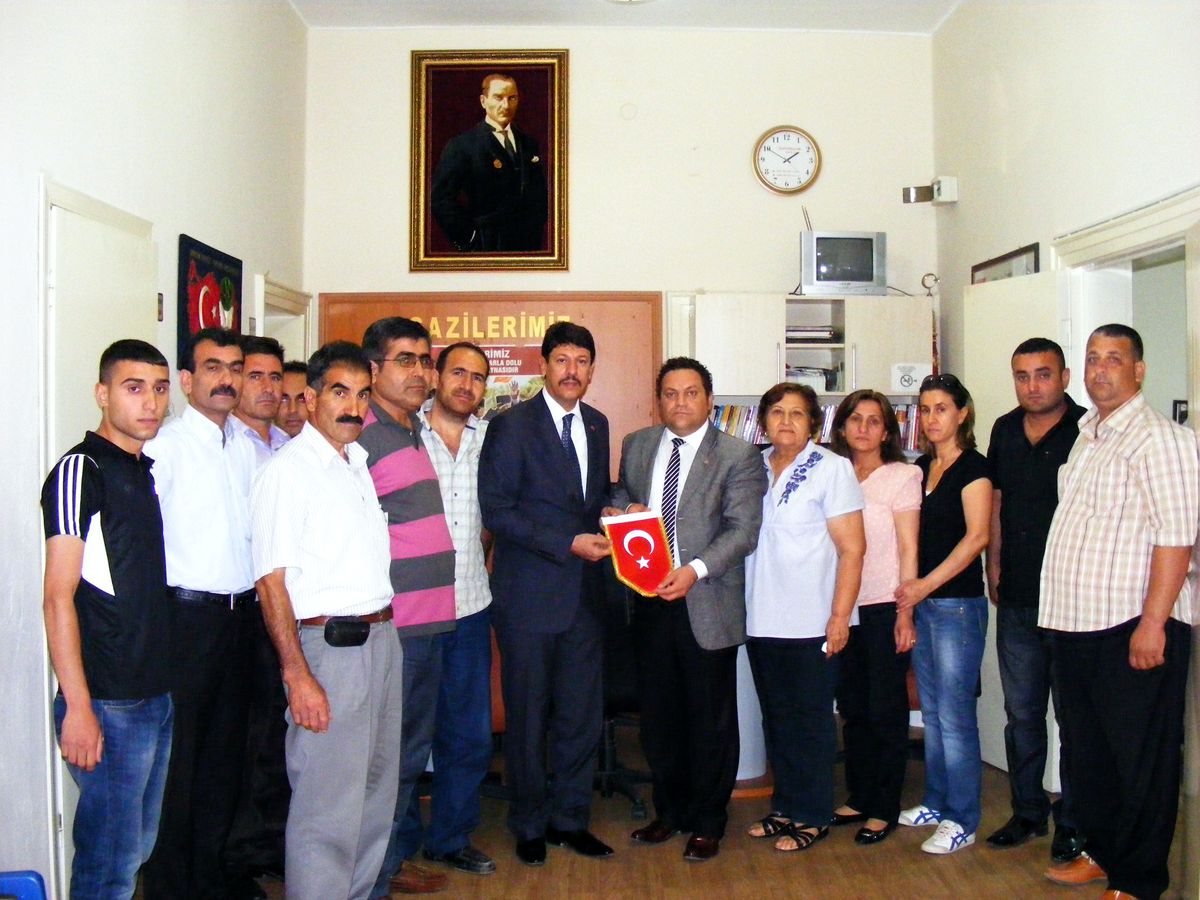 İzgioğlu\'ndan Şehit Ailelerine Ziyaret