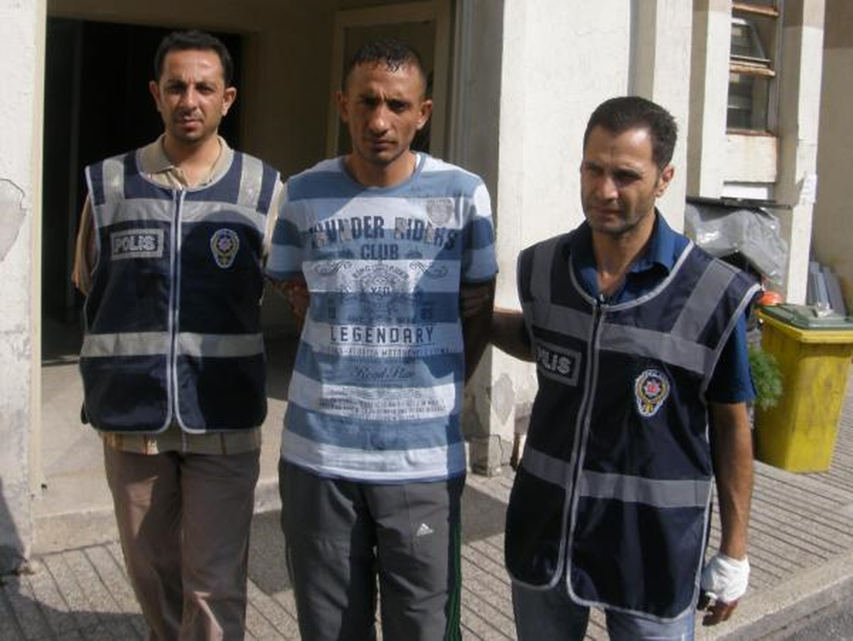 Kargo Çantasından Pırlanta Yüzük Çaldı