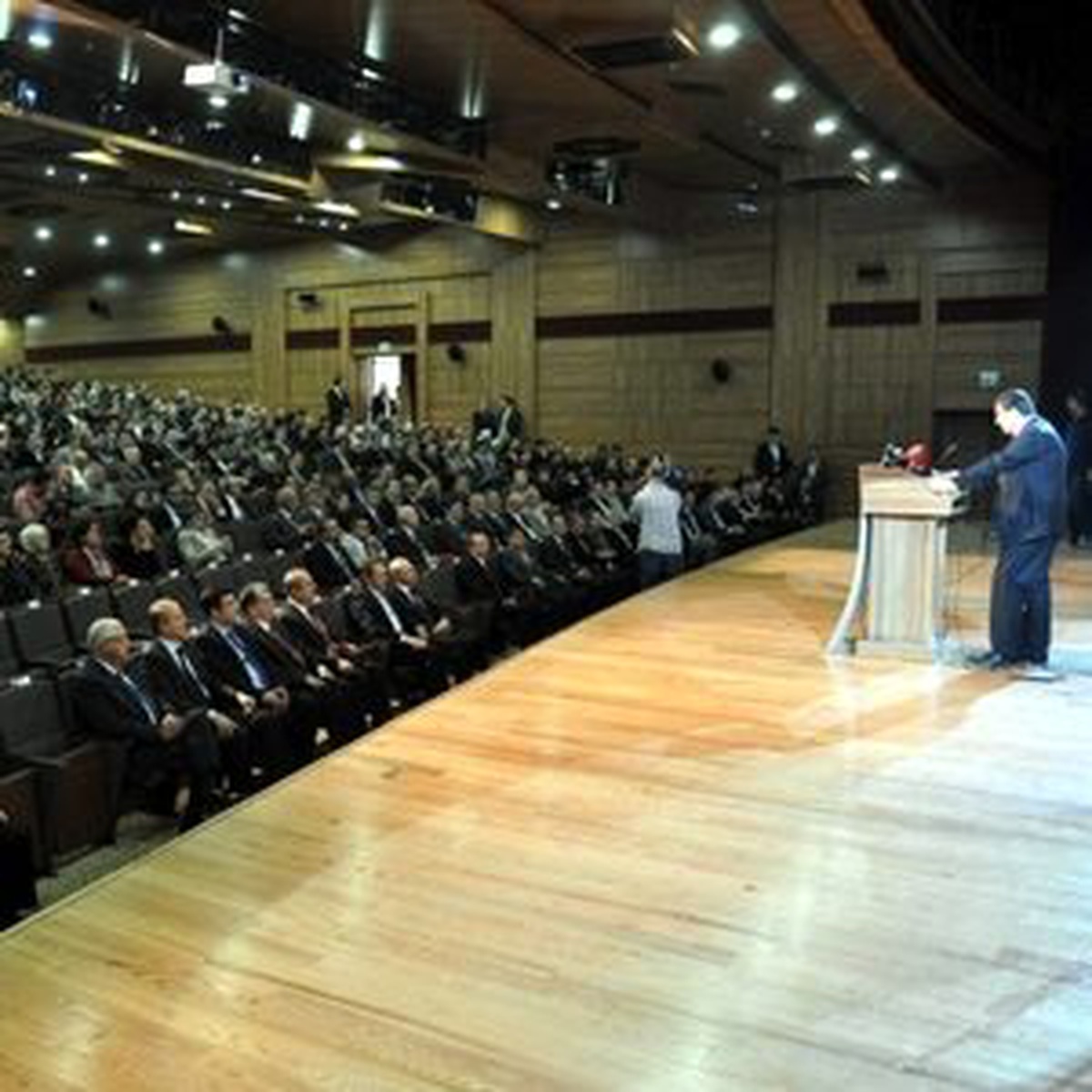 Kritik Zirvede Suriye İçin "Koordinasyon Grubu" Oluşturuldu