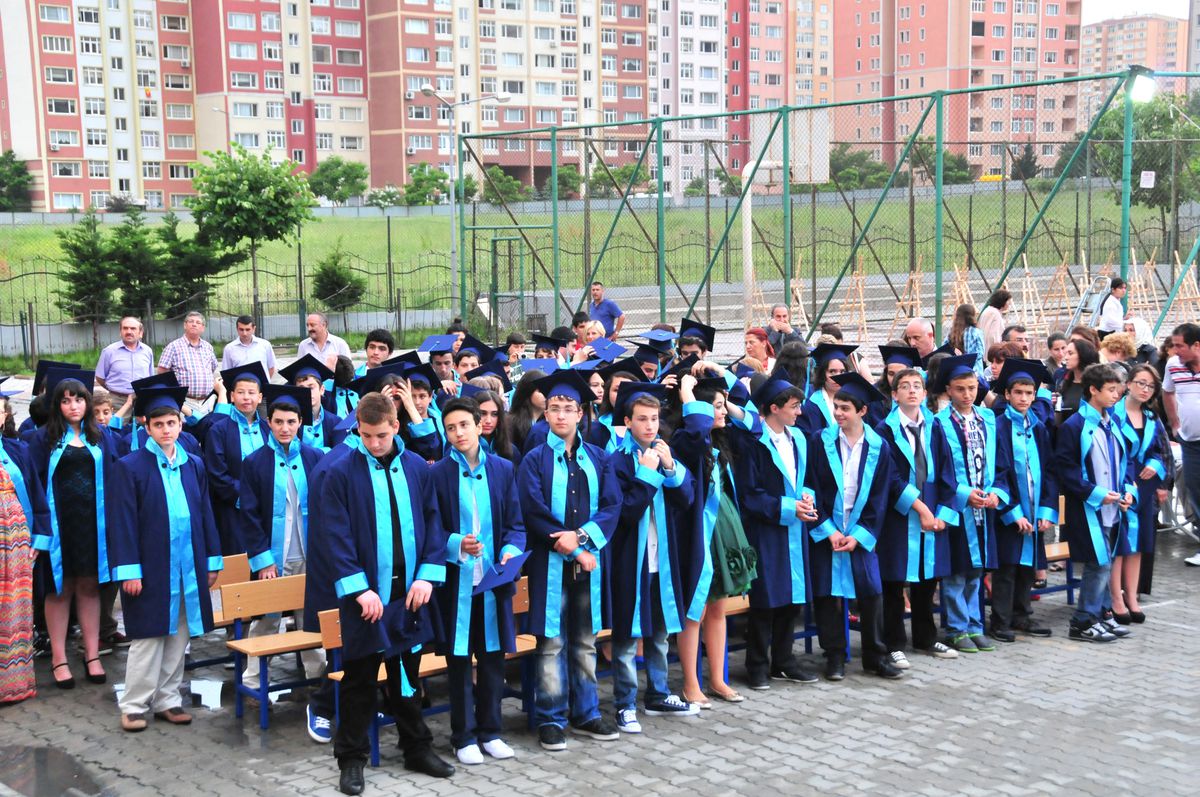 Mezuniyet Sevinci Paylaşılıyor!