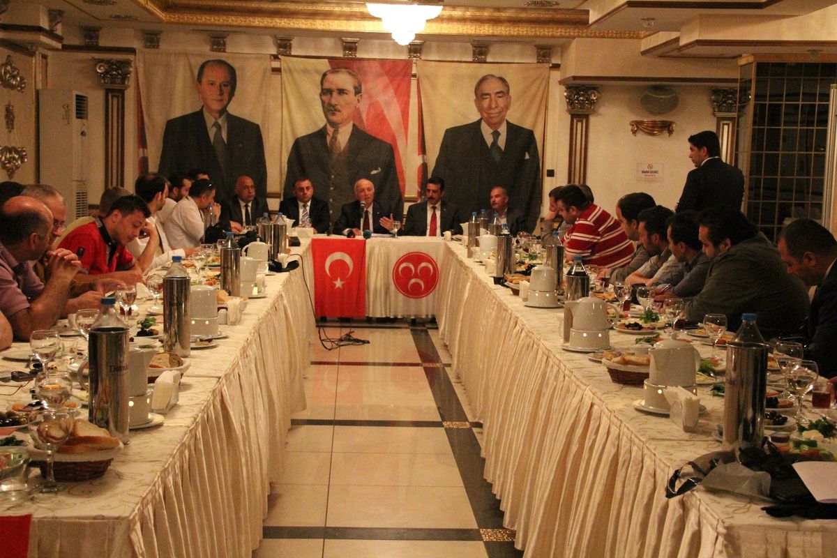 MHP Genel Başkan Yardımcısı Kutluata: "Türkiye\'nin Dış Politikası İflas Etmiştir"