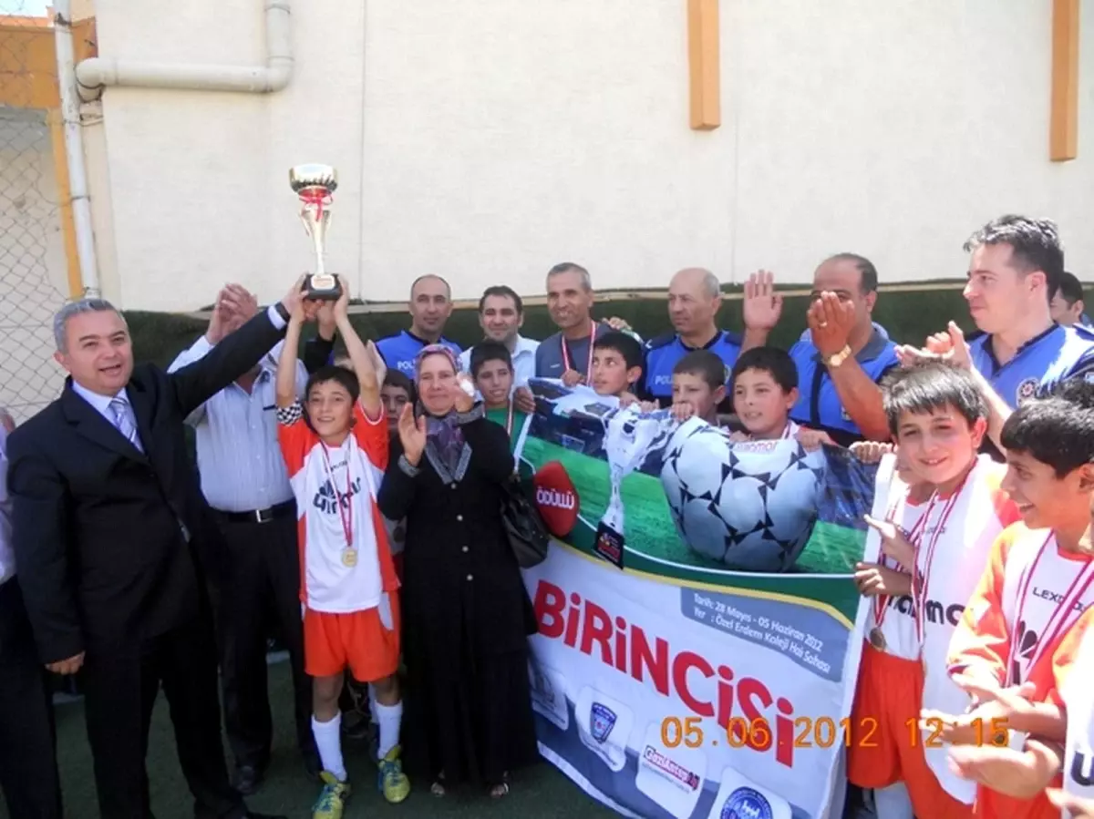 Okullar Arası Halı Saha Futbol Turnuvası