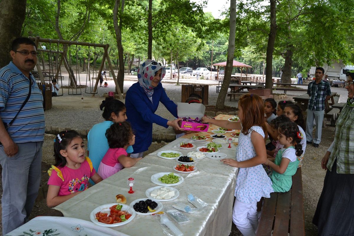 Sevgi Çocukları Kozan\'da