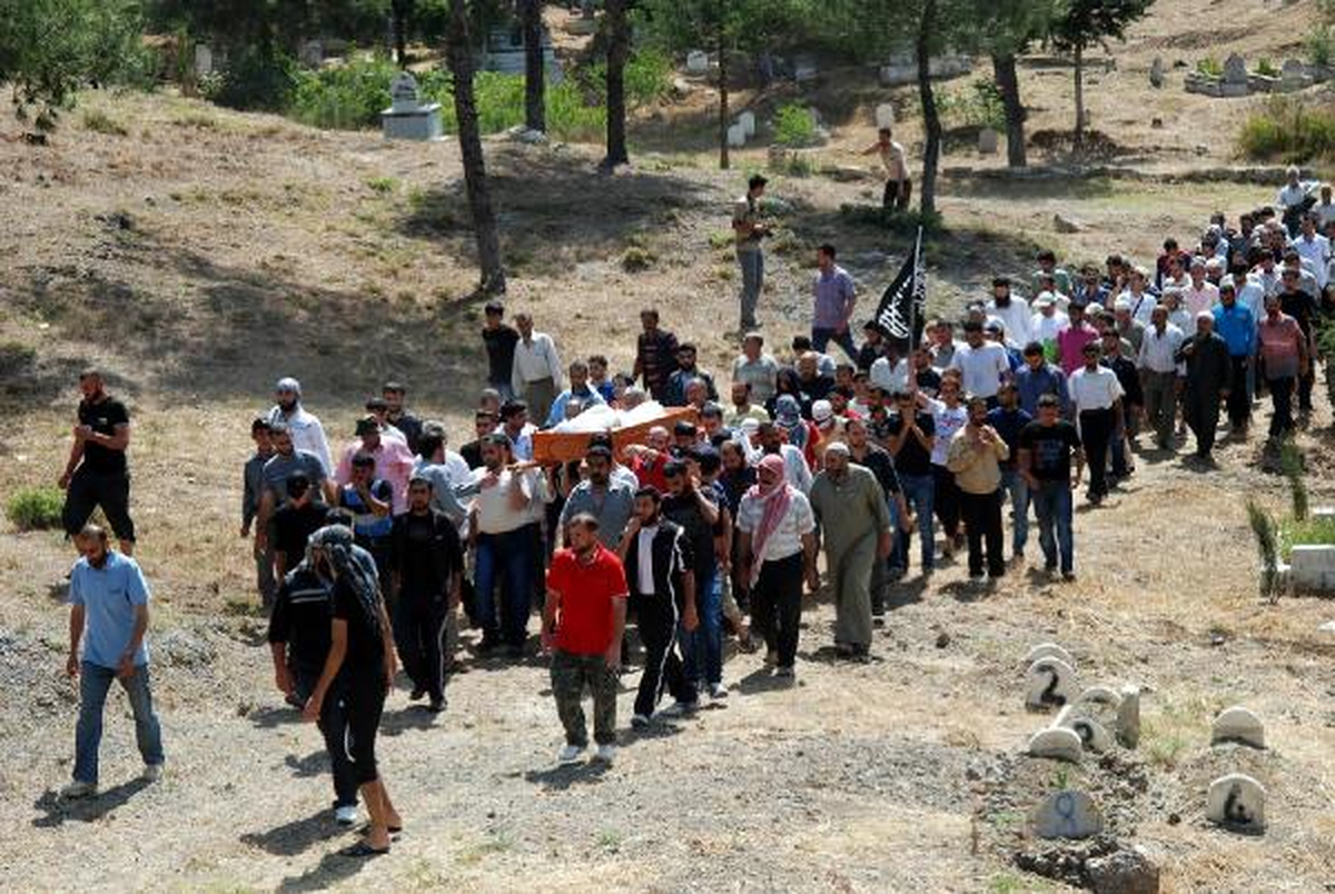Suriyeli Teğmen Yayladağı'nda Toprağa Verildi