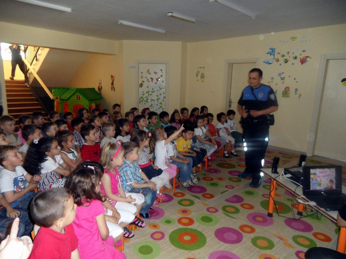 Toplum Destekli Polislerden Kazada Yaralanan Vatandaşa Ziyaret