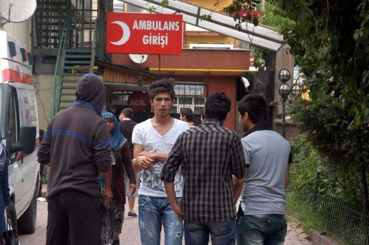 71 Öğrenci ve Yurt Personeli Gıda Zehirlenmesi Şüphesiyle Tedaviye Alındı