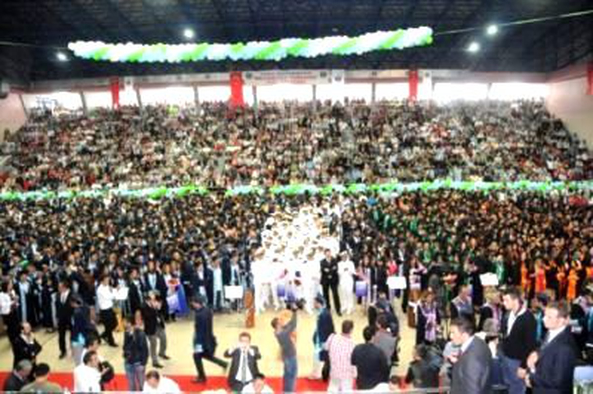 Adalet Bakanı Gecikince Dışişleri Bakanı Bu Espriyi Yaptı: "Geciken Adalet, Adalet Değildir" (3)