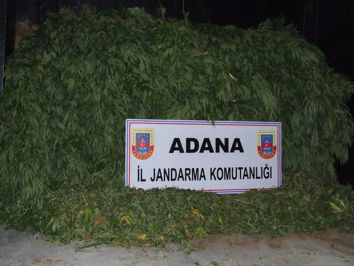 Adana\'da Uyuşturucu Operasyonu