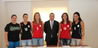 Ataşehir Belediyespor Voleybol 'da da İddialı