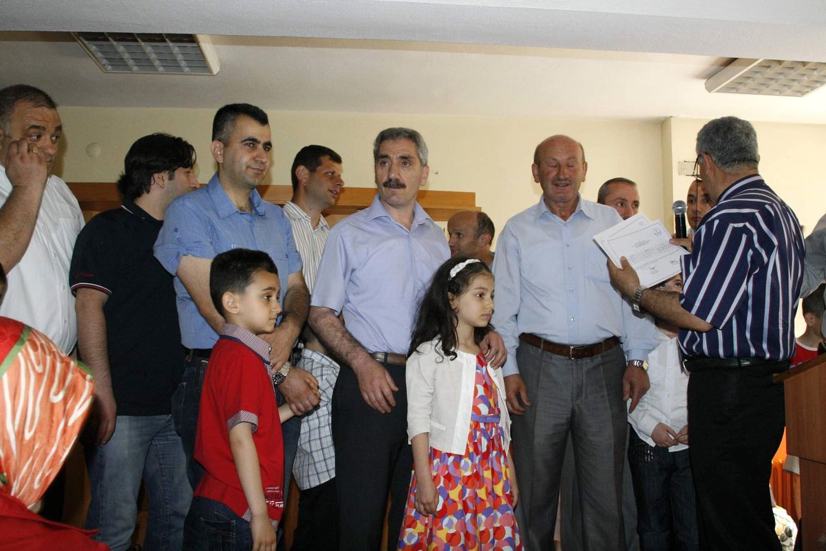 Babalar da Çocuklarıyla Birlikte Karne Aldı