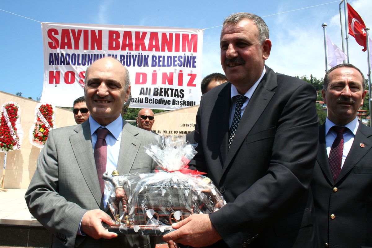 Bakan Bayraktar Şehitler Parkını Açtı