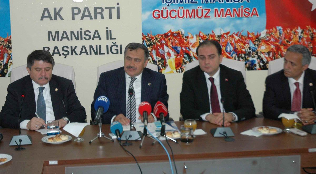 Bakan Eroğlu\'dan AK Parti İl Teşkilatına Ziyaret