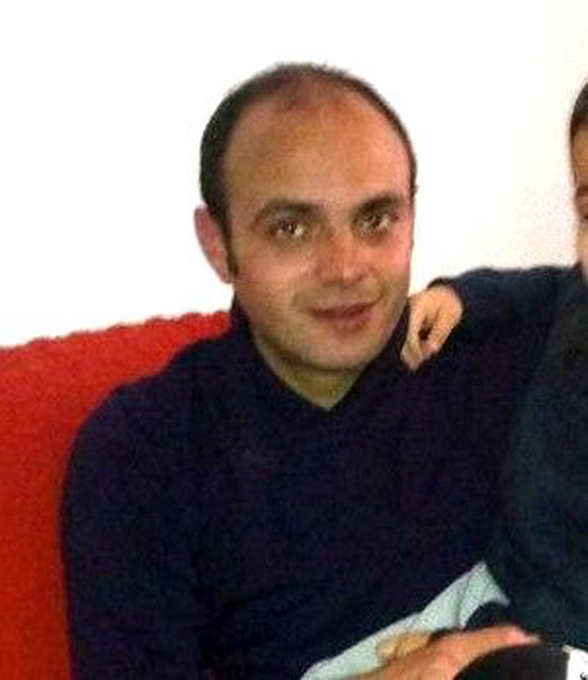 Beden Eğitimi Öğretmeni Halı Sahada Kalp Krizi Geçirerek Öldü