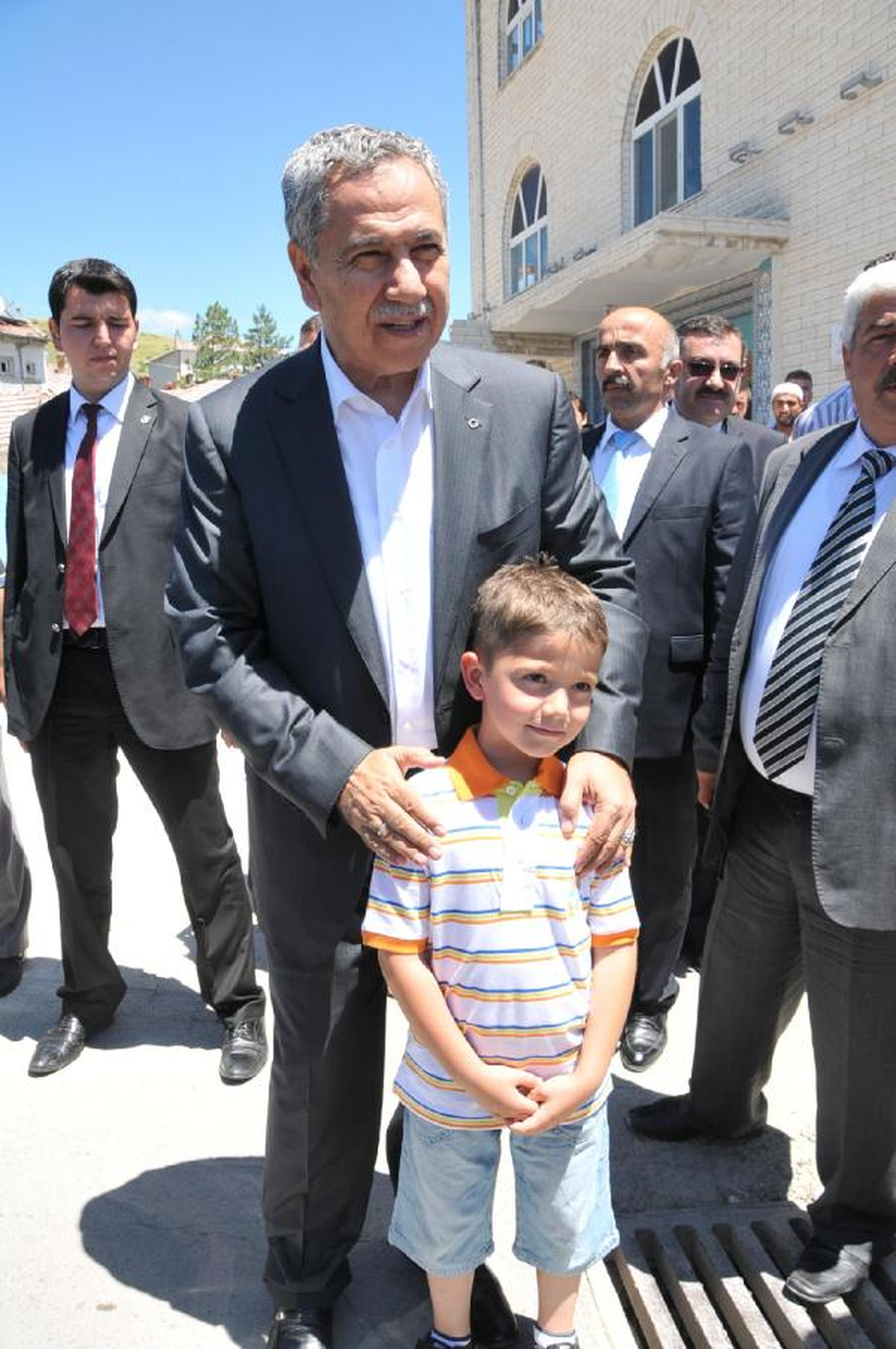 Bülent Arınç Cuma Namazını Eskişehir\'de Kıldı