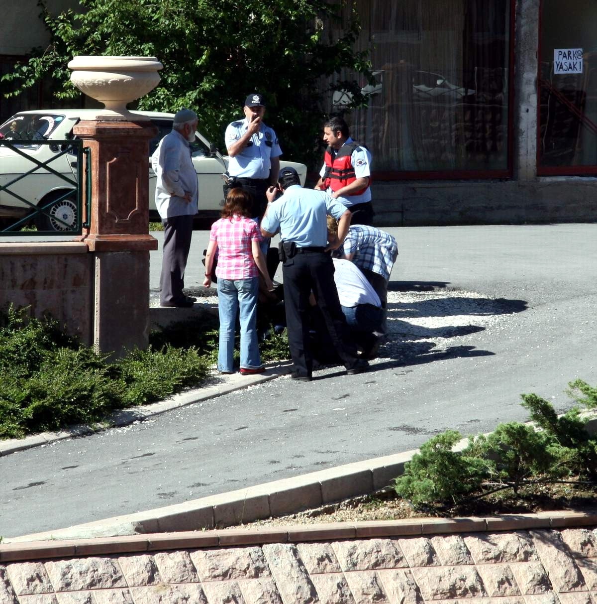 Bunalıma Giren Genç Kız Porsuk Çayına Atladı