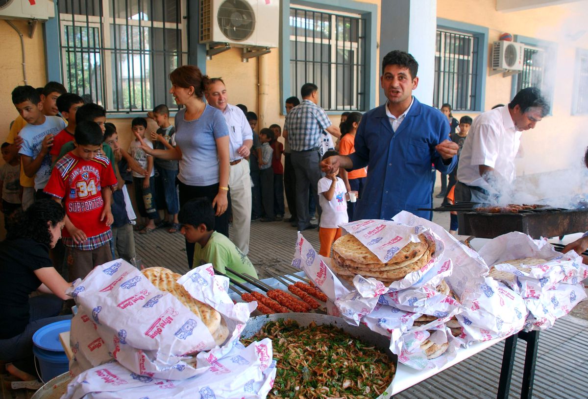 Çogem\'den Çocuklara Mangal Partisi