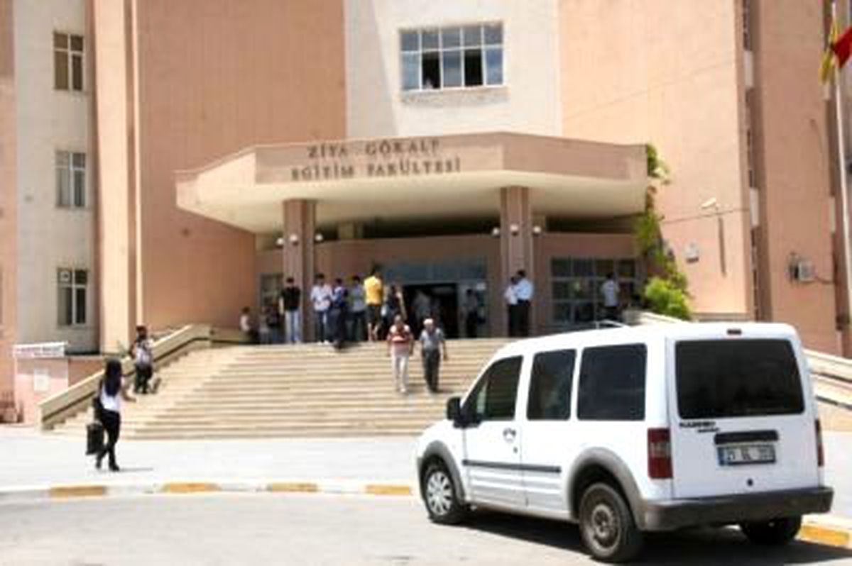 Diyarbakır\'da 3 Fakülteye Bomba Şoku!