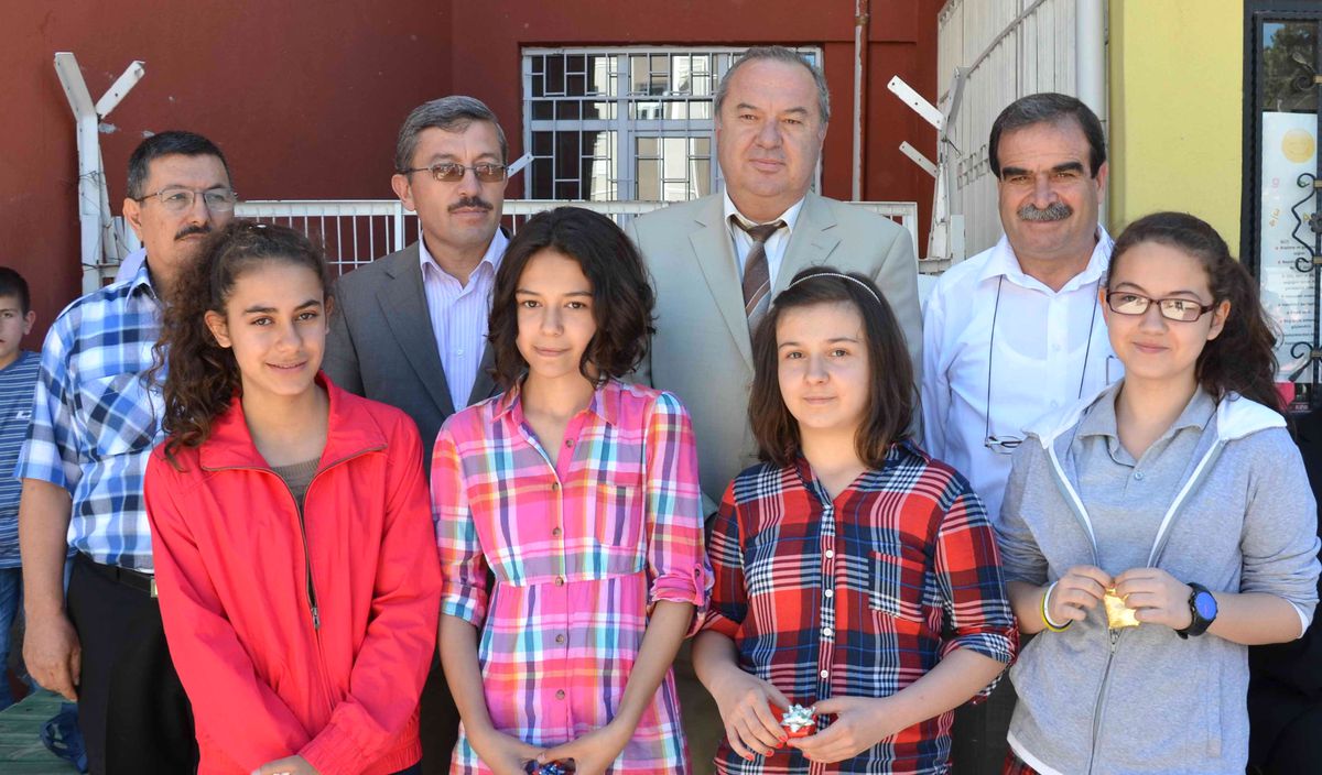 Eğitime Simav\'dan Ödül