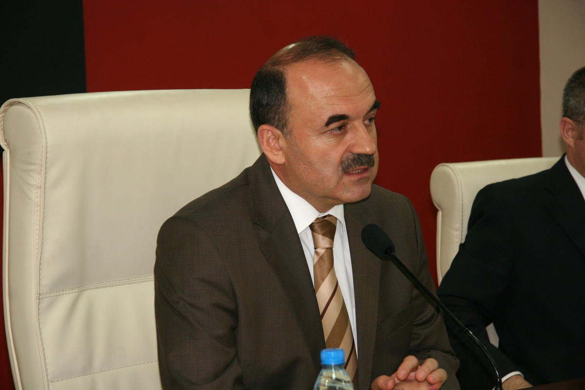 Elazığ Valisi Erol: "20. Hazar Şiir Akşamlarına Büyük Katılım Bekliyorum"