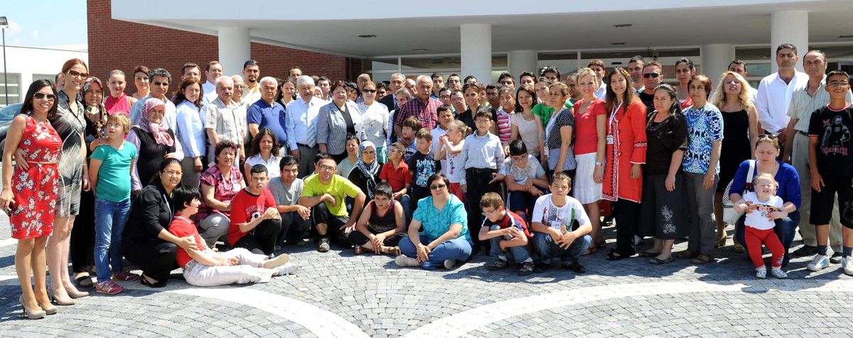 Engelliler Galoş ve Takı Üretimine Başladı