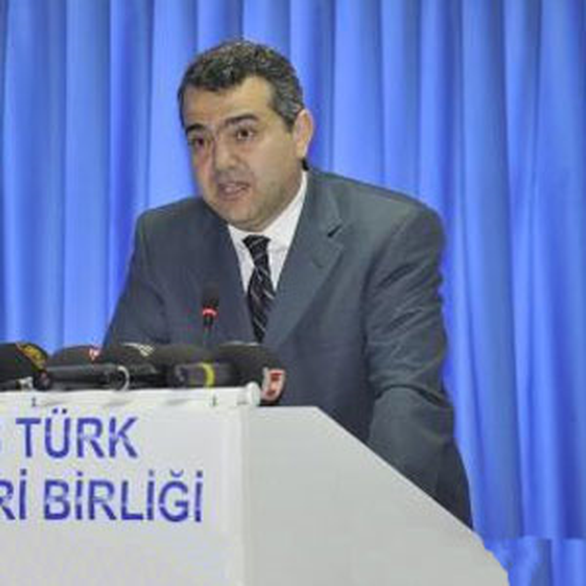 Hüdaoğlu: "Türkiye\'de Kürtaj Yasak Olursa İnsanlar Kıbrıs\'a Akın Eder"