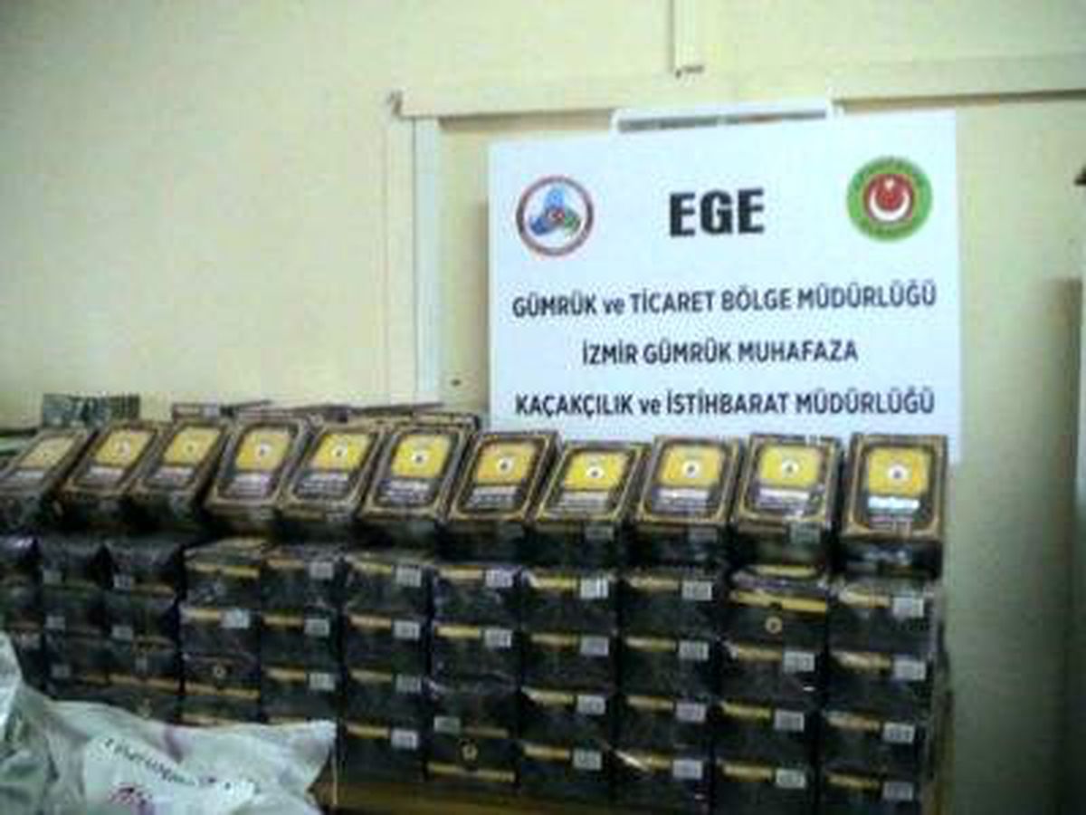İzmir\'de Kaçak Çay Operasyonu