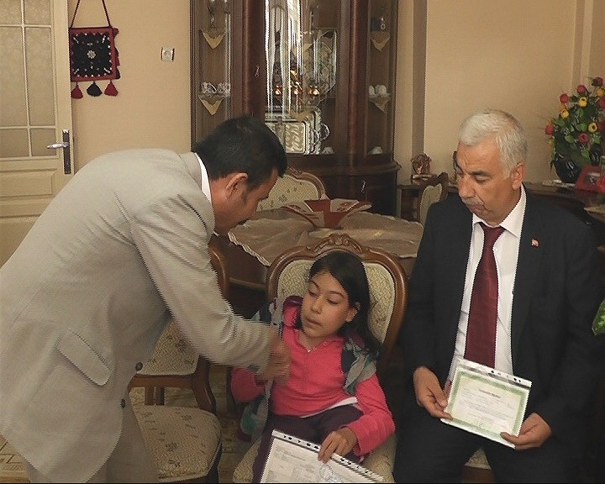 Karnesinide Evinde Aldı