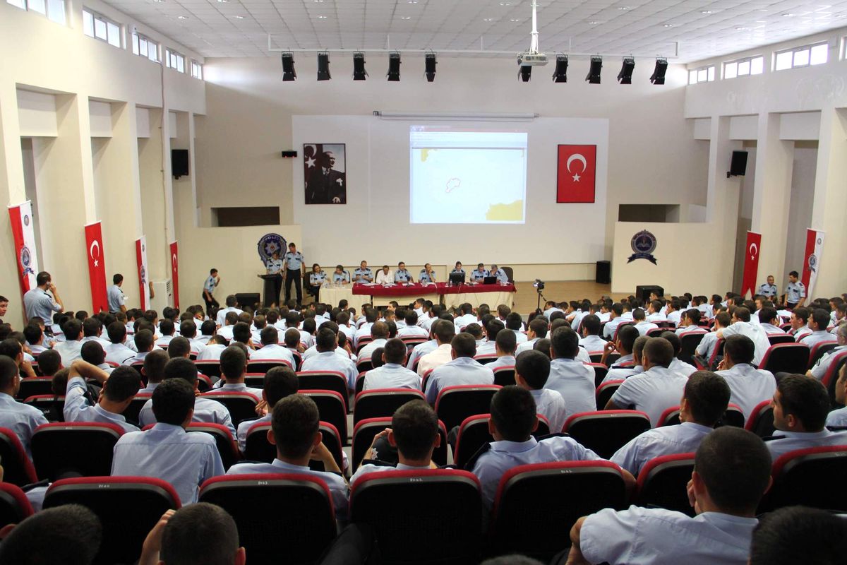 Kırşehir Polis Meslek Yüksek Okulunda Kura Heyecanı Yaşandı