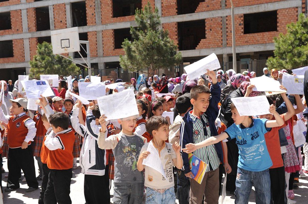 Kütahya\'da 96 Bin 429 Öğrenci Karne Aldı
