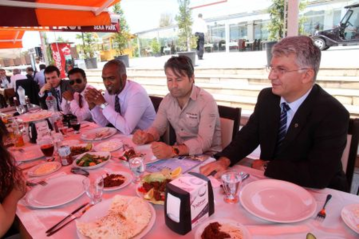 Maldivler\'den Yatırım Çağrısı