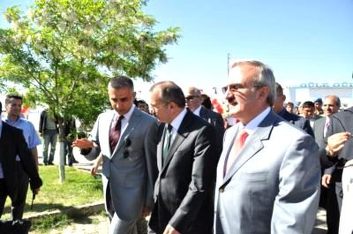 Milli Eğitim Bakanı Dinçer, Van\'da Açıklaması