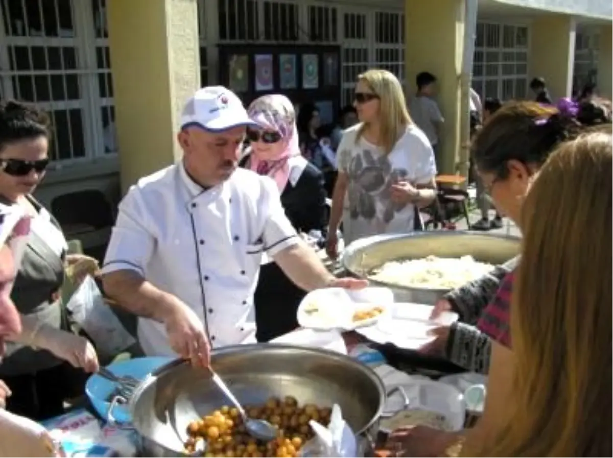 Öğrenciler Yıl Sonu Şöleninde Yorgunluk Attı