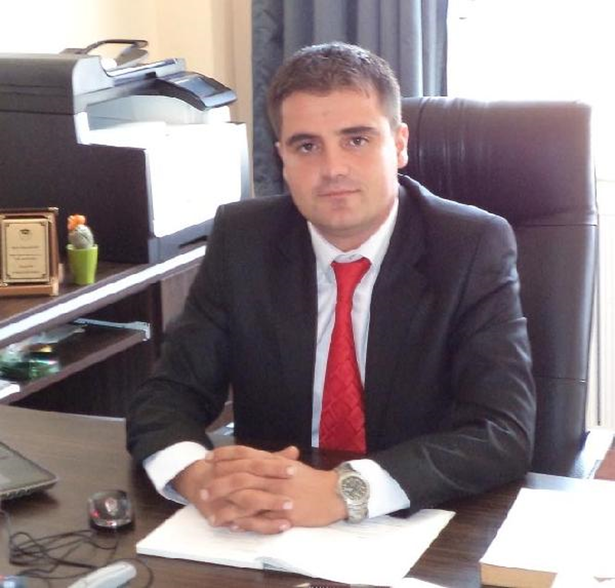 Otomobil Ambulansa Çarptı: 1 Ölü,3 Yaralı(2)