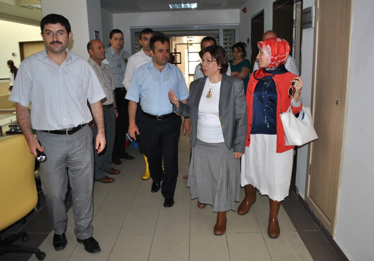 Öyüş, "Sel Baskınında Belediyenin Hizmet Kusuru Görülüyor"