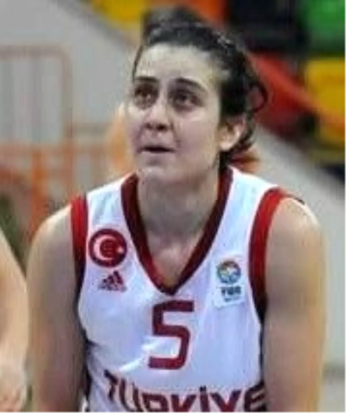 Tarsus Belediyespor Dila ve Gökçe ile Anlaştı