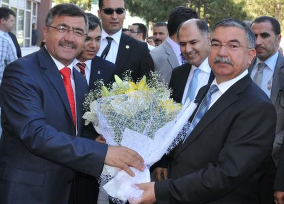 Bakan İsmet Yılmaz\'dan Ziyaret