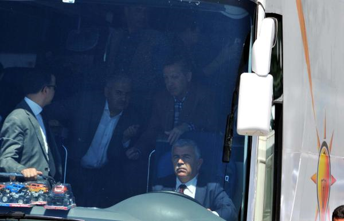 Erdoğan\'a İzmir\'de Yoğun Koruma