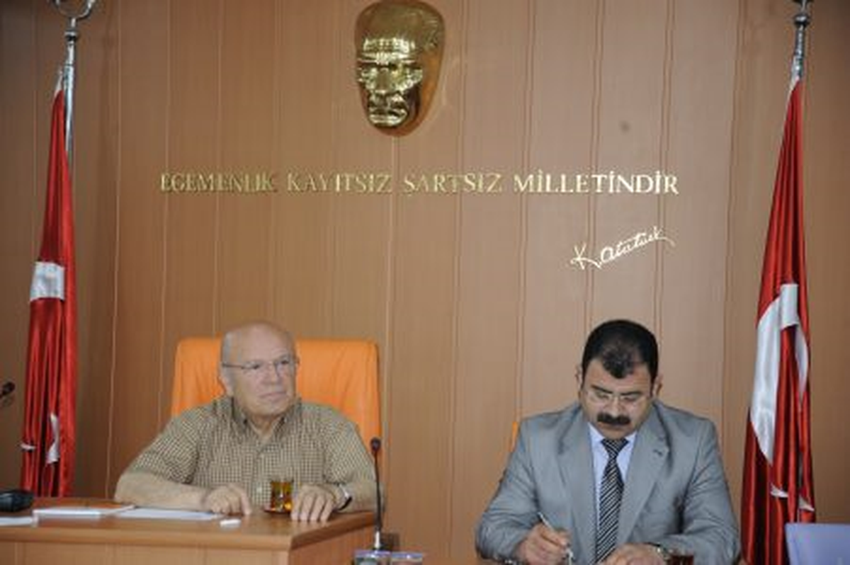 Başkan Uğurlu Muhtarlarla Bir Araya Geldi