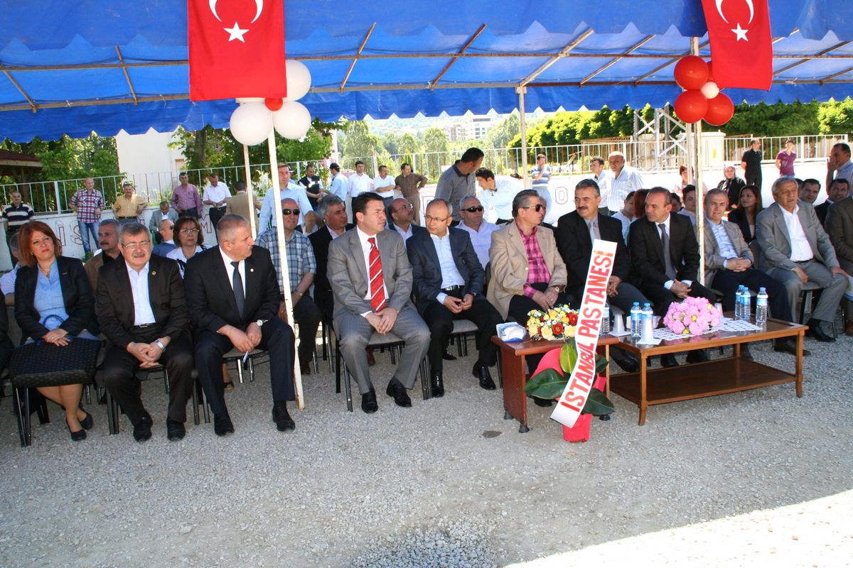 Devrek\'te Engelsiz Yaşam Merkezi Temel Atma Töreni