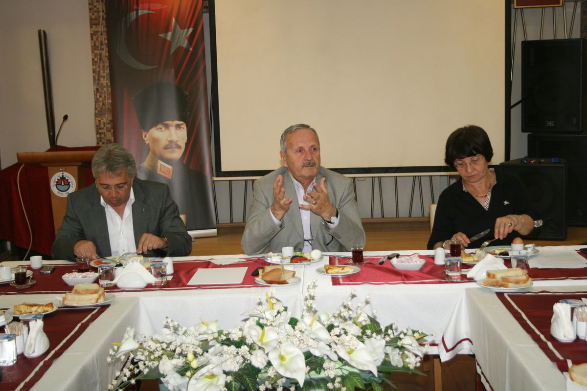 Düzce Tanıtma ve Kalkınma Vakfı Basın ile Bir Araya Geldi