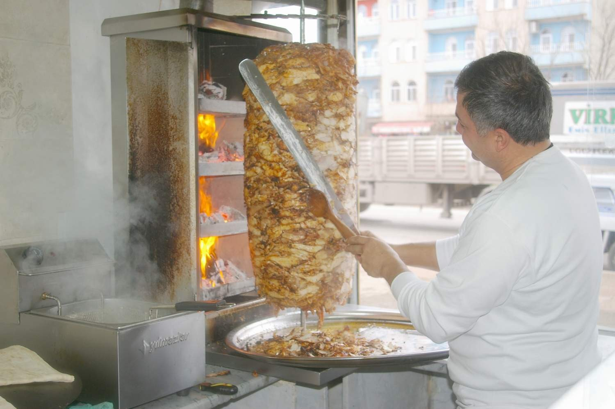 Hatay Usulü Tavuk Döner Büyük İlgi Görüyor