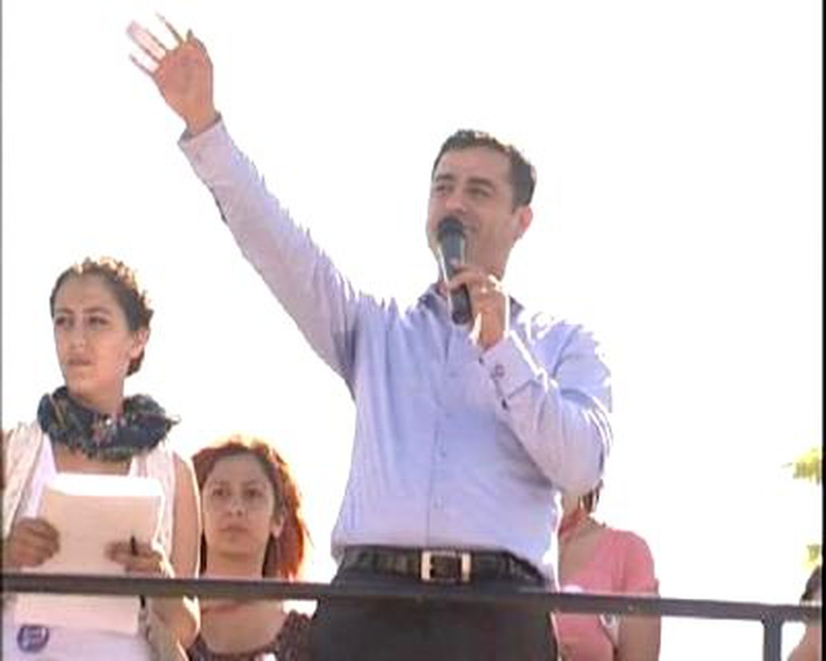 Kadıköy\'de "Tutuklu Öğrencilere Özgürlük" Mitingi